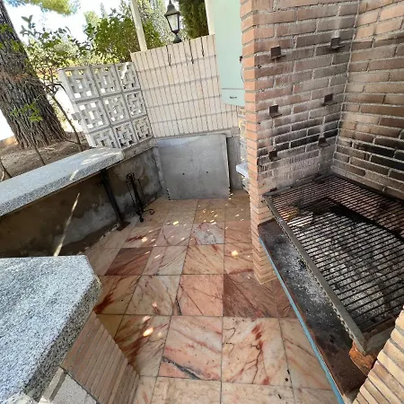 Luxury Villa Con Piscina Y Tenis Privados Argés Exterior photo